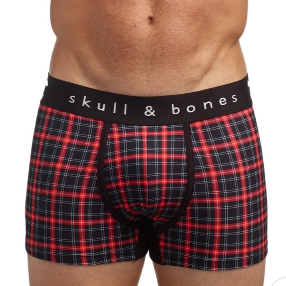 Skull & Bones red tartan trunks XL